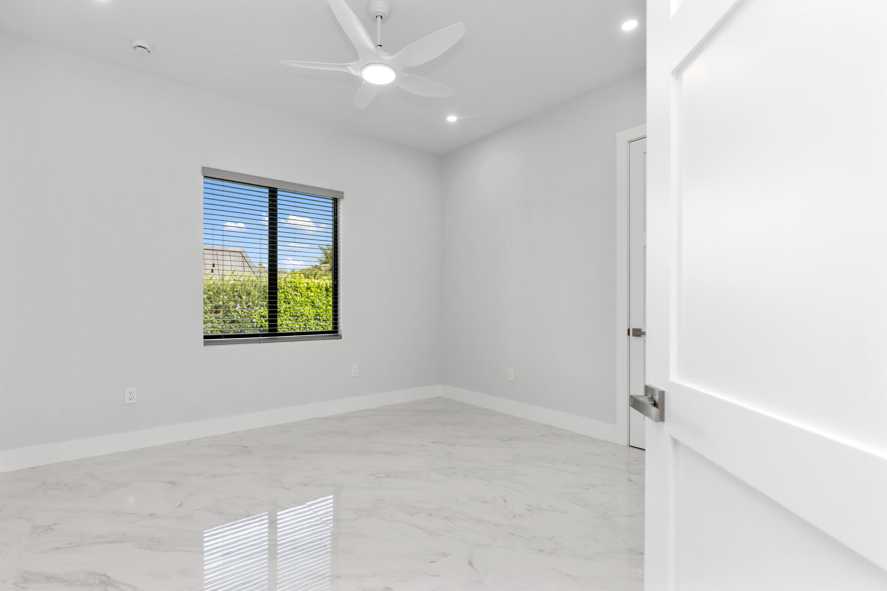 DAVIE FARMETTES - Residential