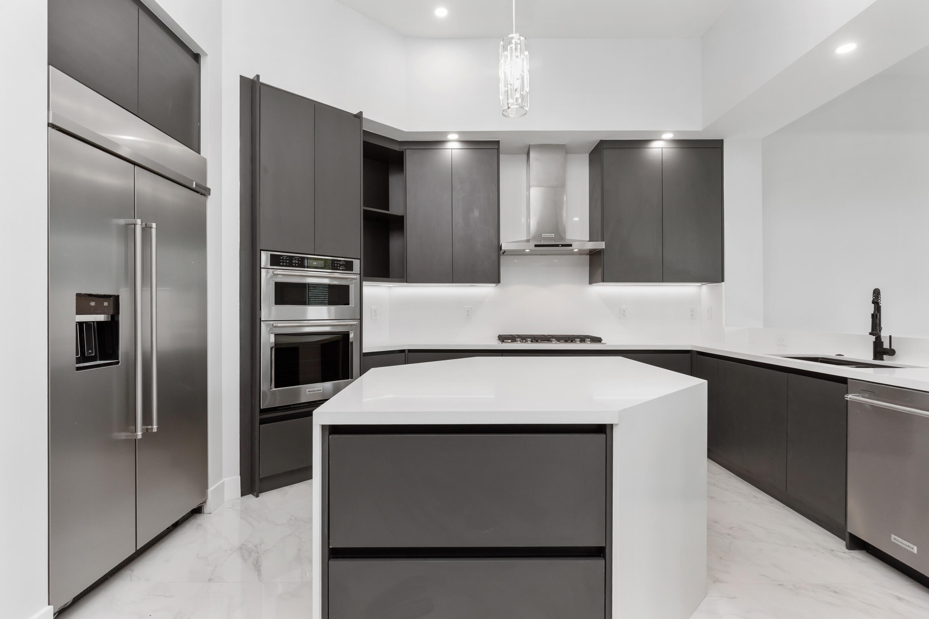 DAVIE FARMETTES - Residential