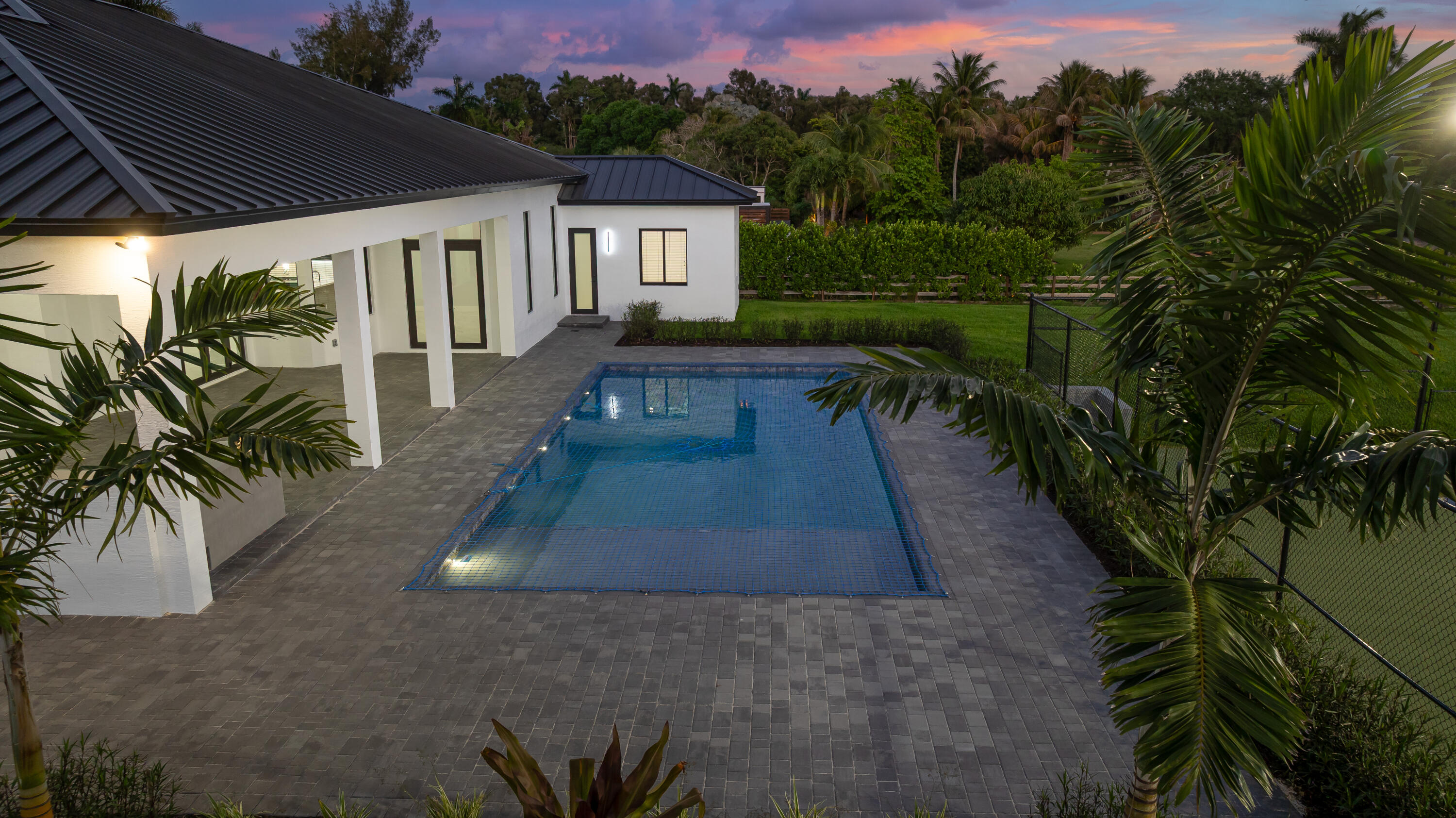 DAVIE FARMETTES - Residential