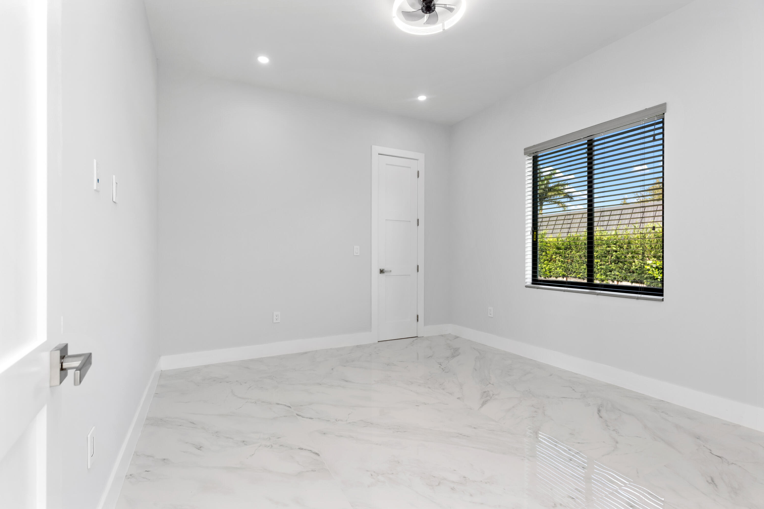 DAVIE FARMETTES - Residential