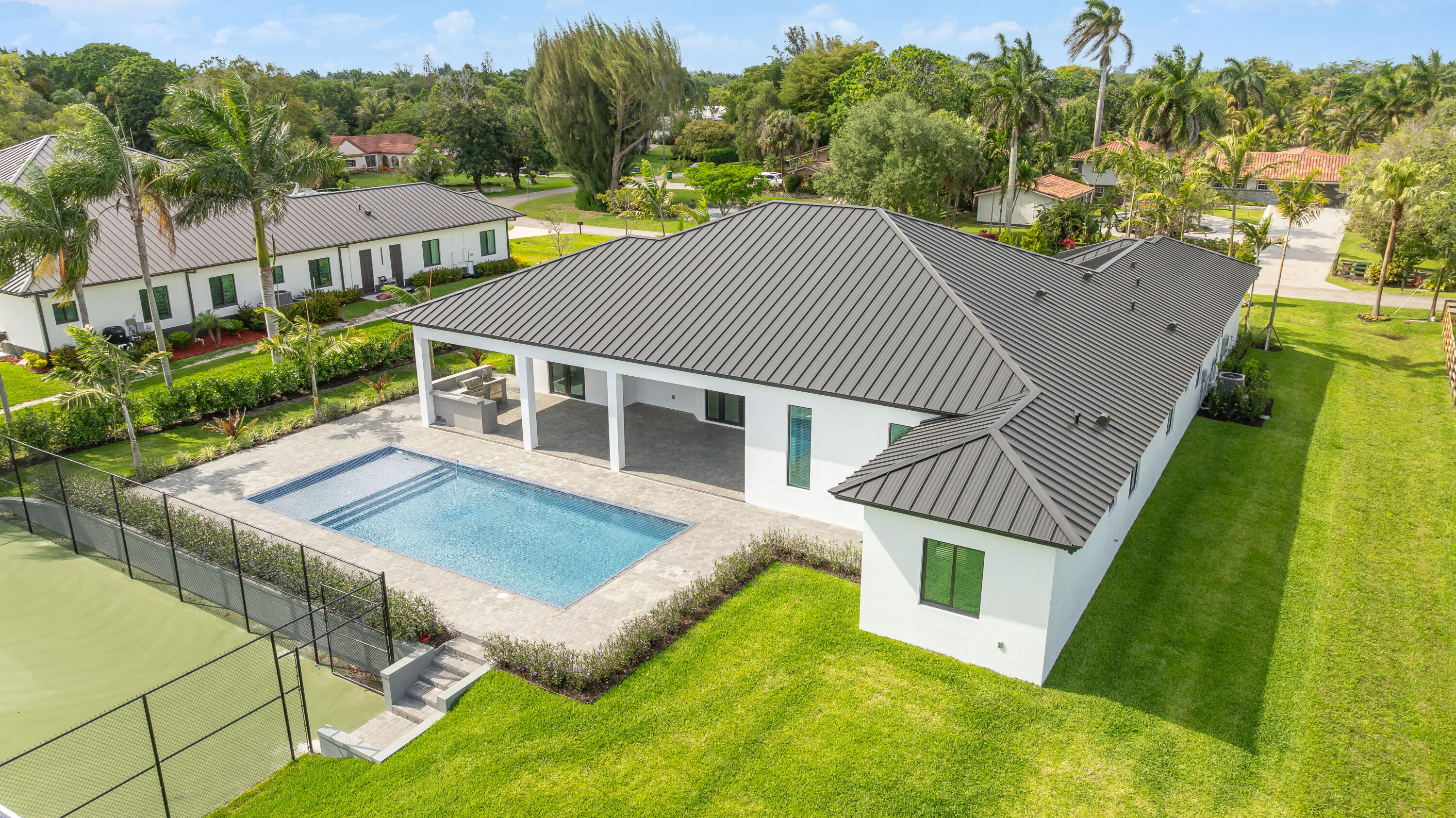 DAVIE FARMETTES - Residential