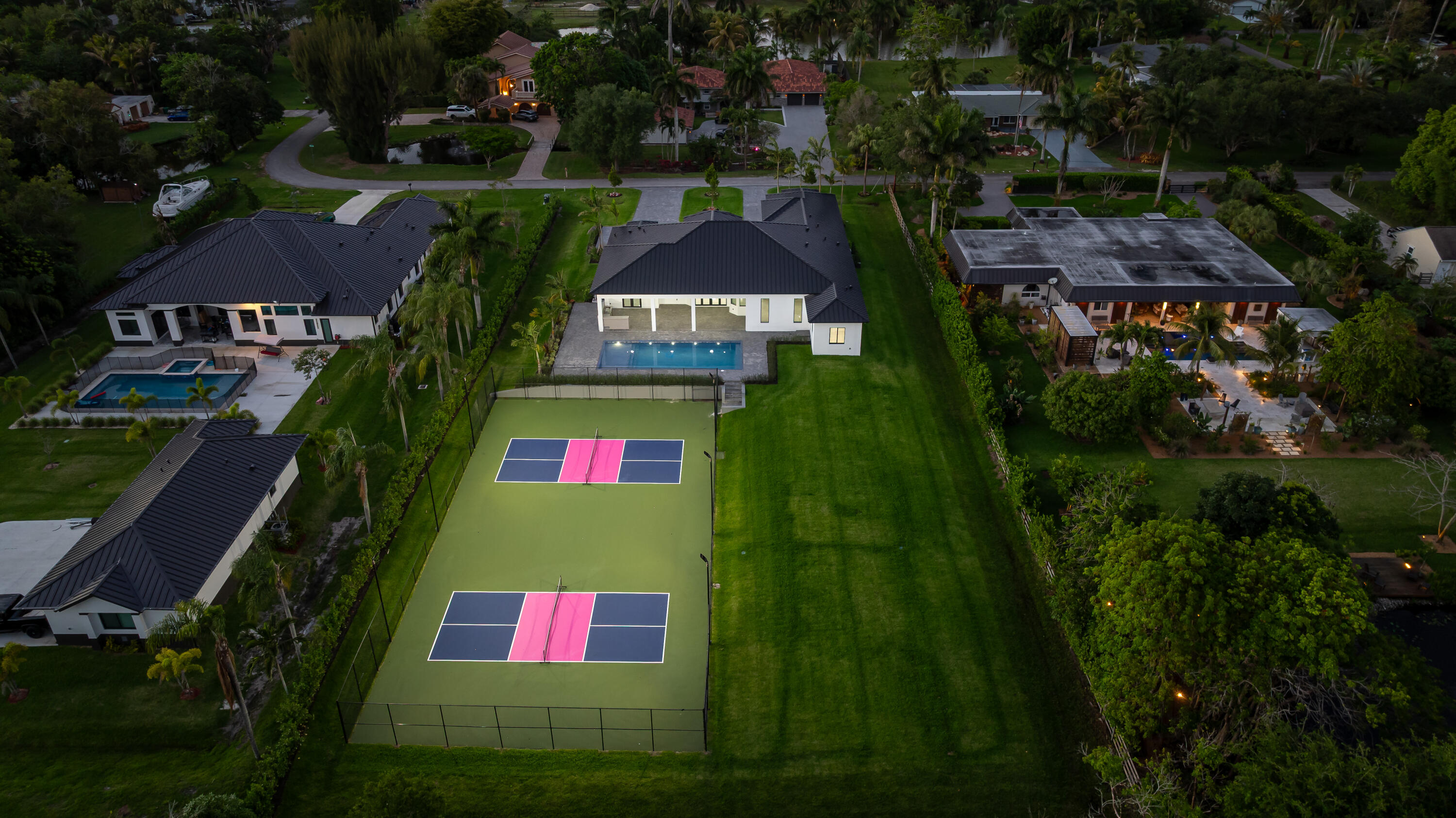 DAVIE FARMETTES - Residential