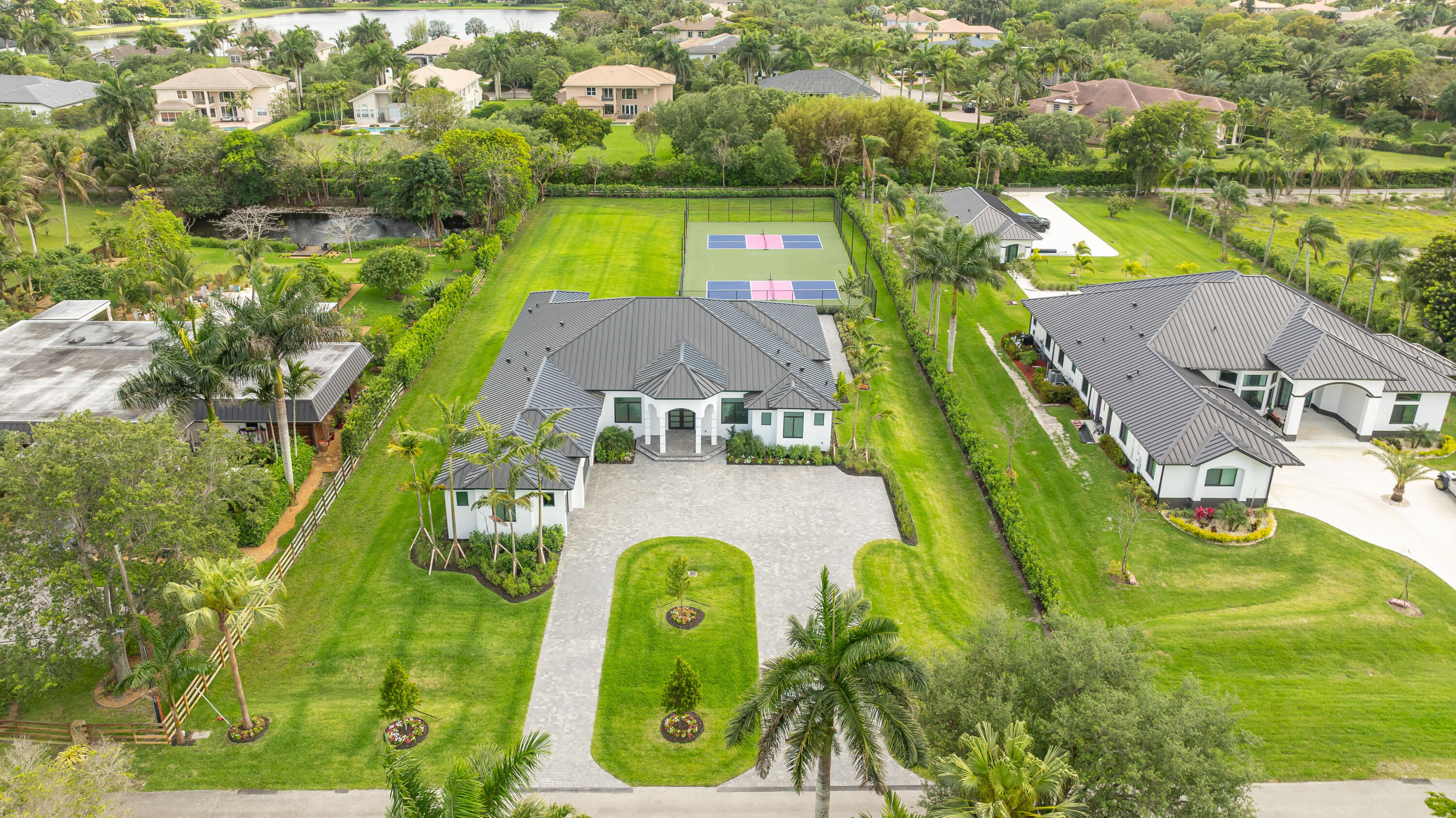 DAVIE FARMETTES - Residential