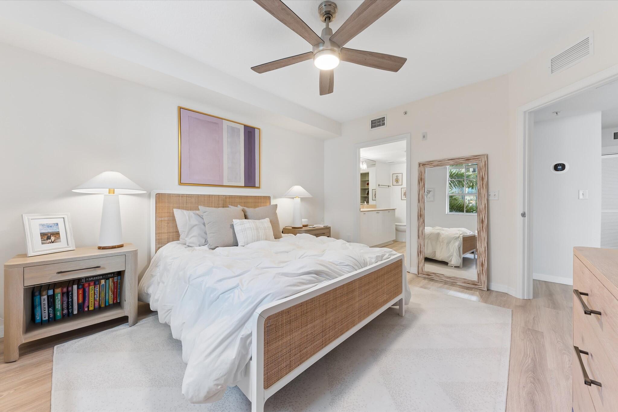 PRADO CONDO - Residential