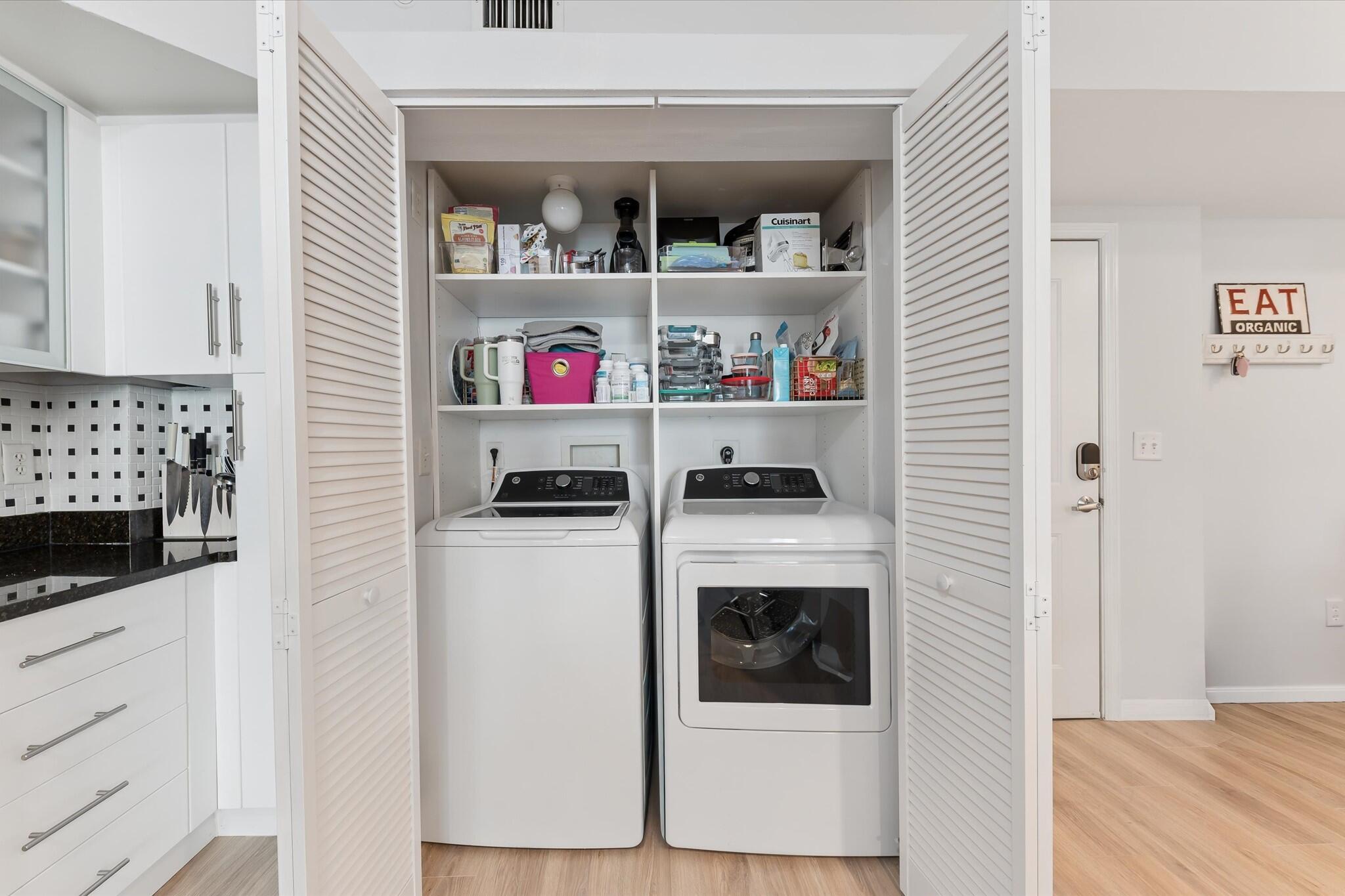 PRADO CONDO - Residential