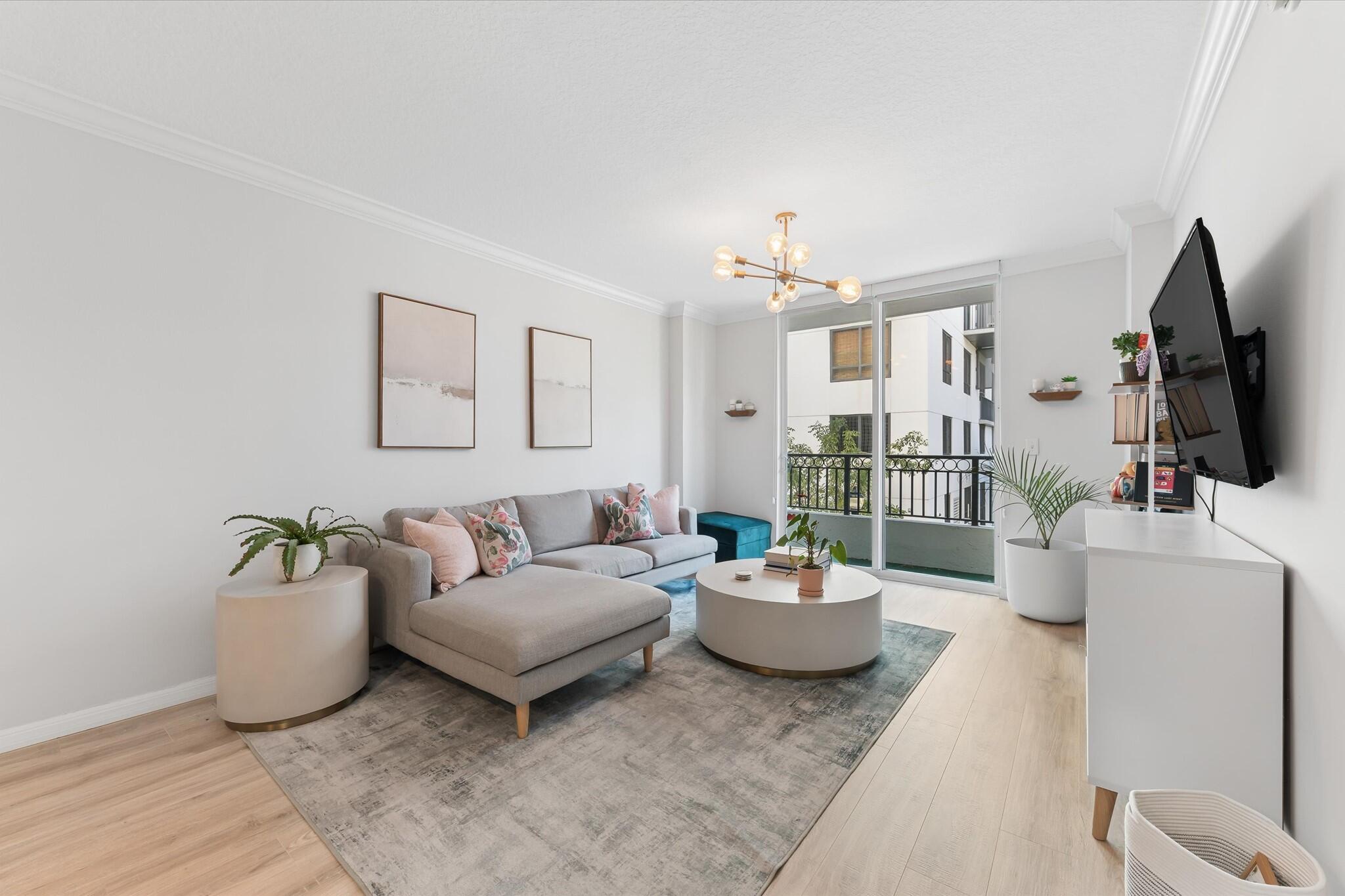 600 S Dixie Highway Highway 239