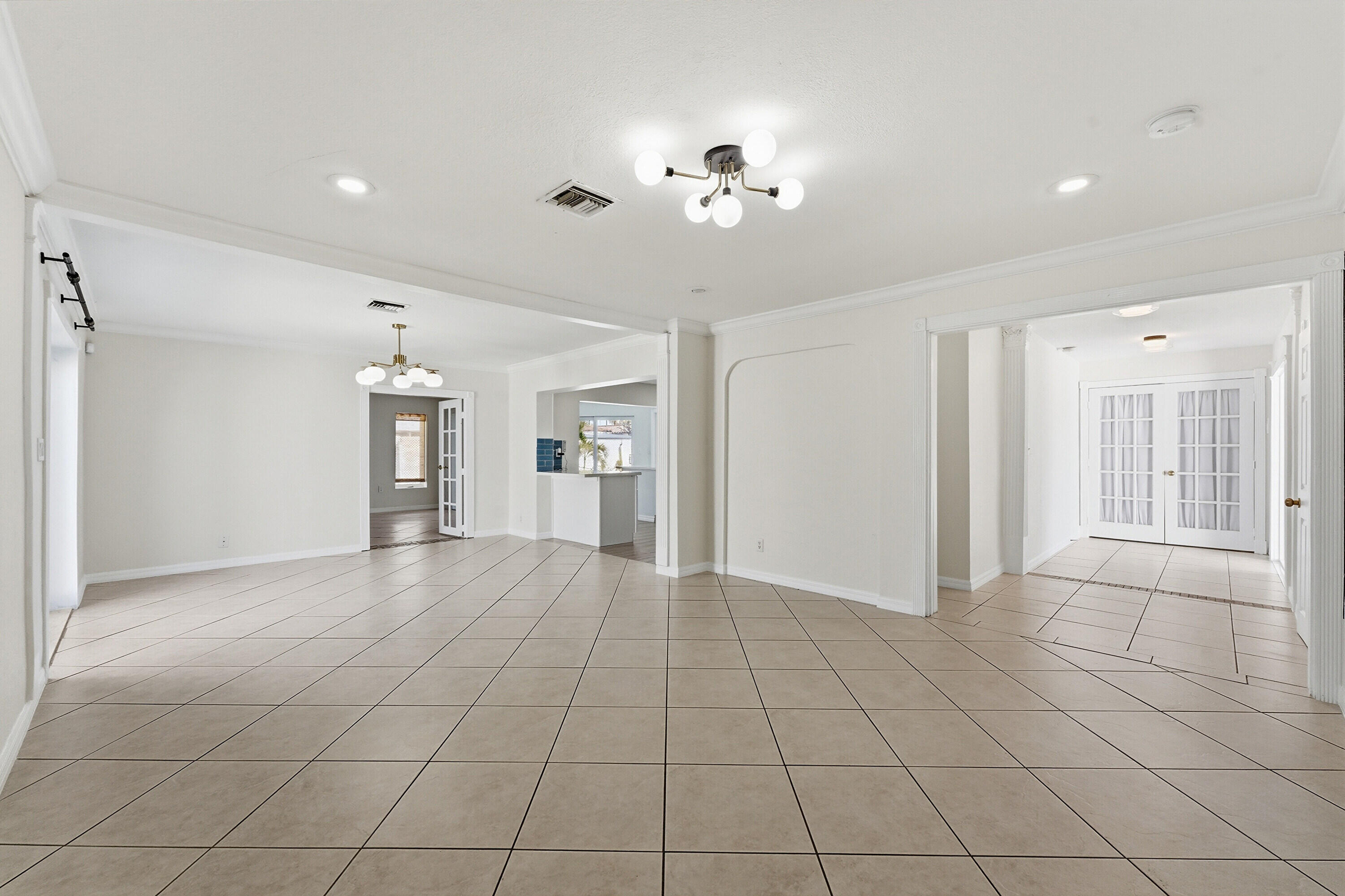 CORAL RIDGE ISLES - Residential Lease