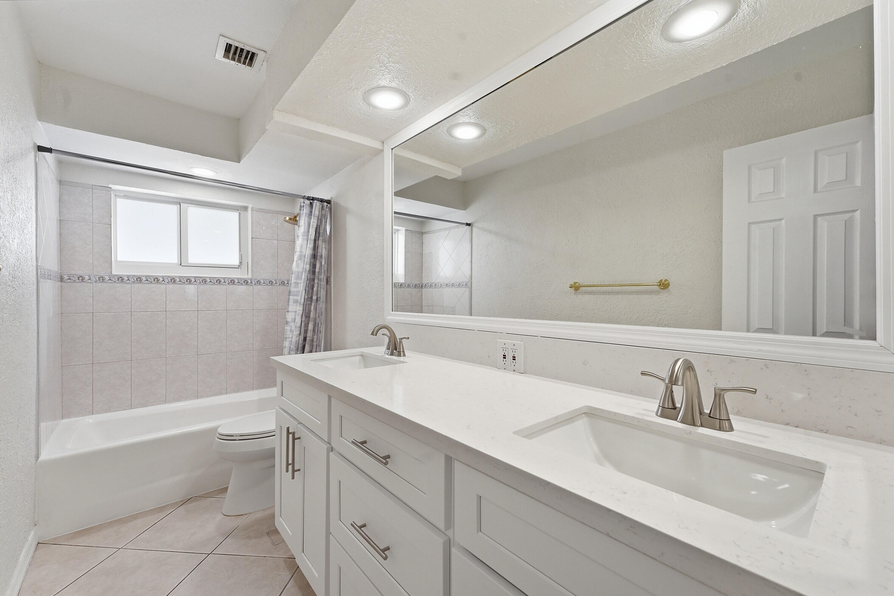 CORAL RIDGE ISLES - Residential Lease