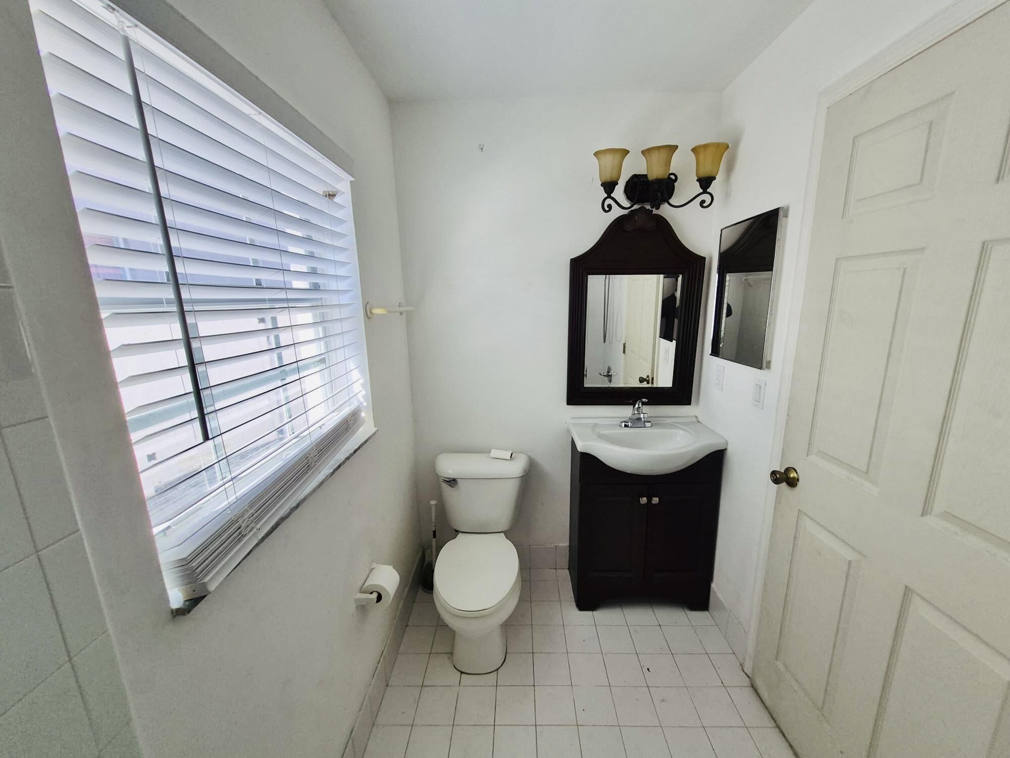 NAUTICA SOUND 2 - Residential Lease