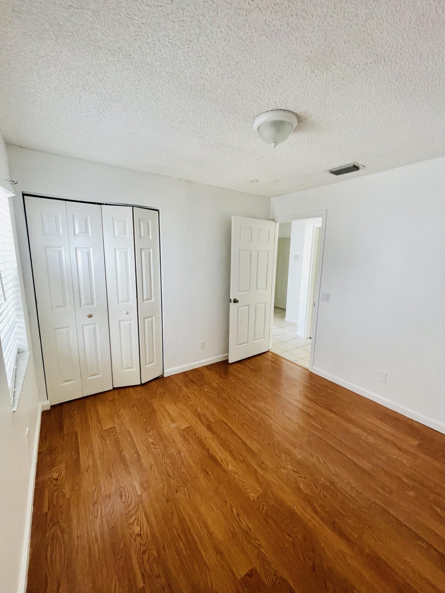 NAUTICA SOUND 2 - Residential Lease