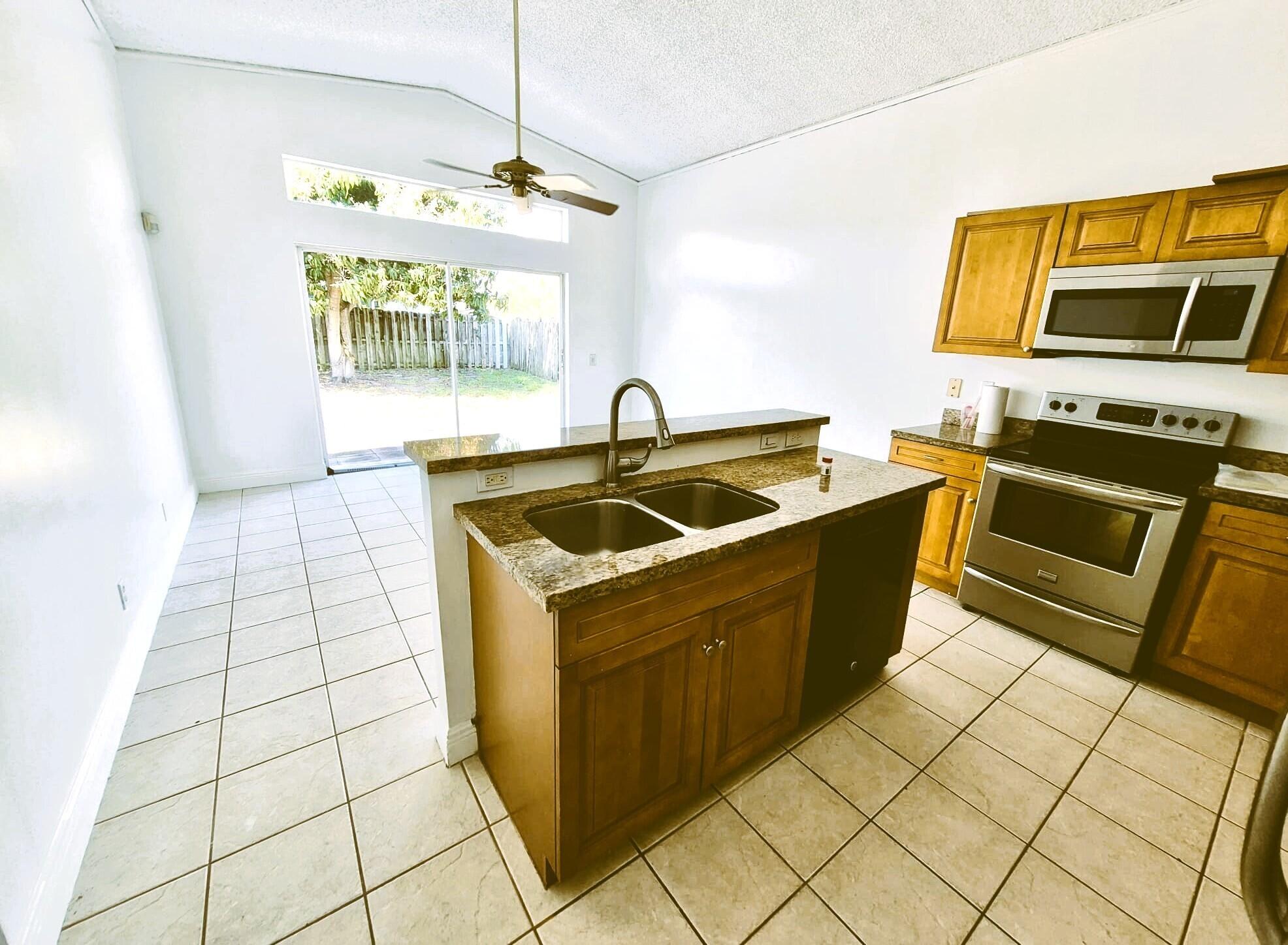 NAUTICA SOUND 2 - Residential Lease