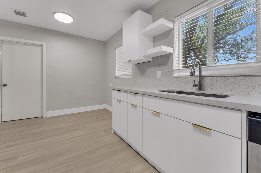 LAUDERDALE MANORS AMD PLAT - Residential