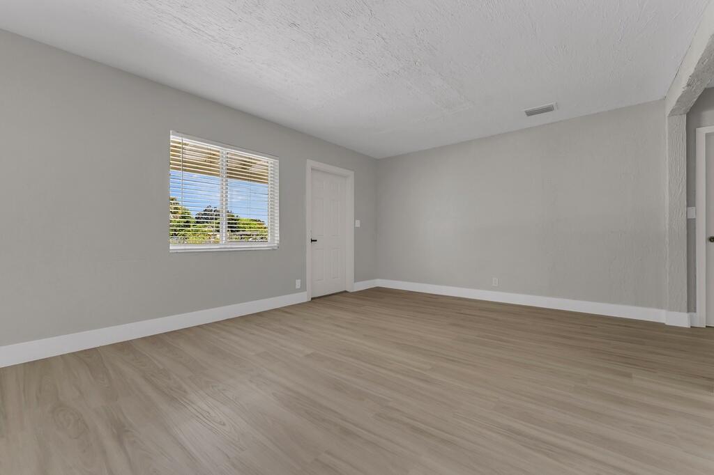 LAUDERDALE MANORS AMD PLAT - Residential