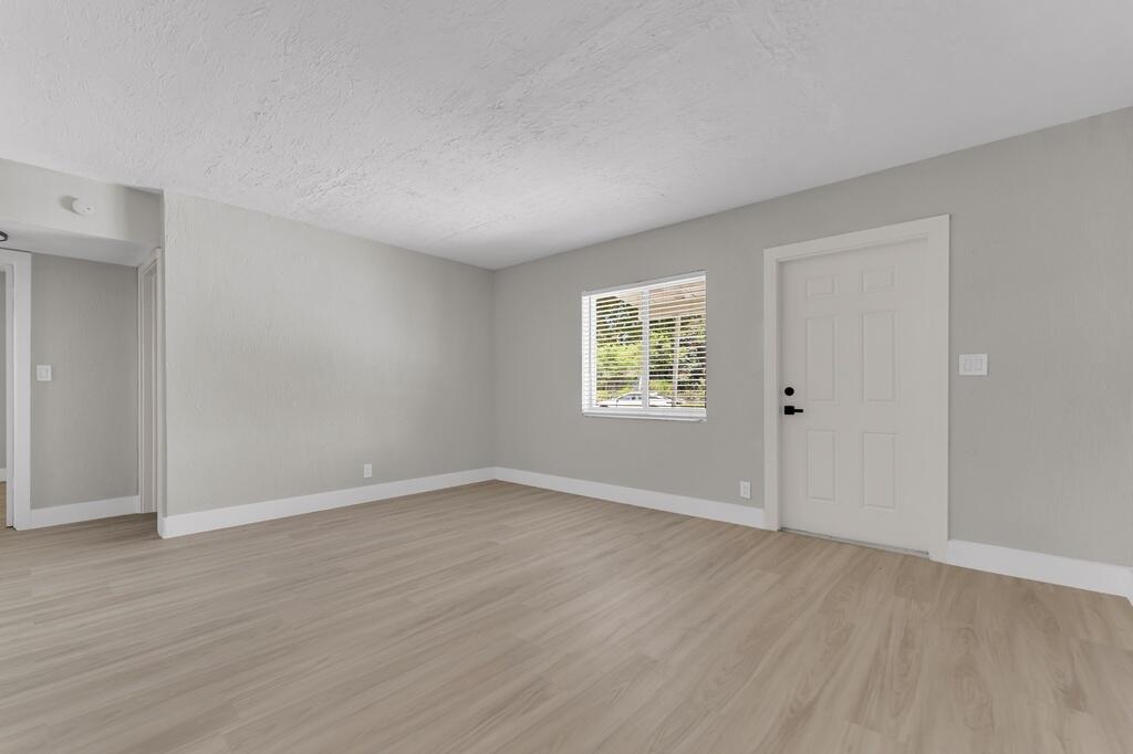 LAUDERDALE MANORS AMD PLAT - Residential