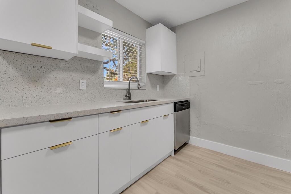 LAUDERDALE MANORS AMD PLAT - Residential