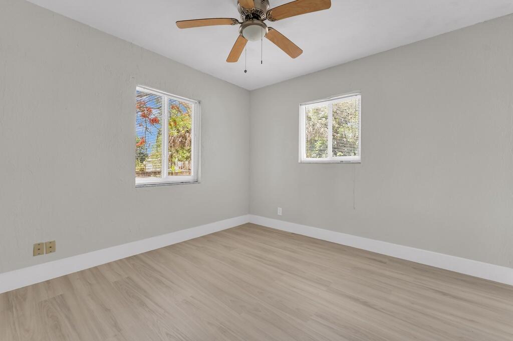 LAUDERDALE MANORS AMD PLAT - Residential