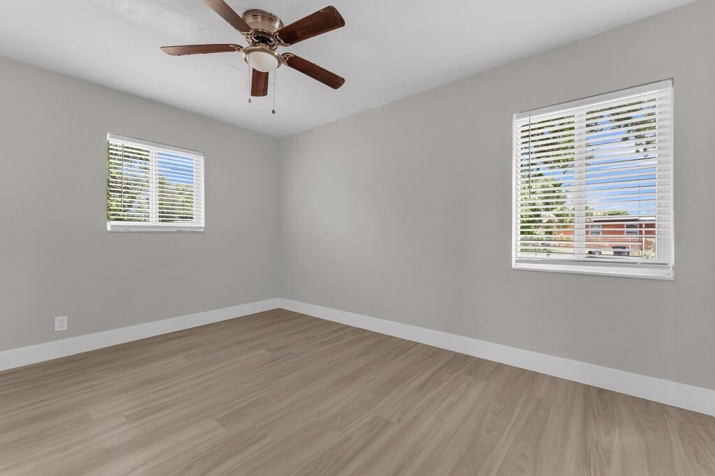 LAUDERDALE MANORS AMD PLAT - Residential