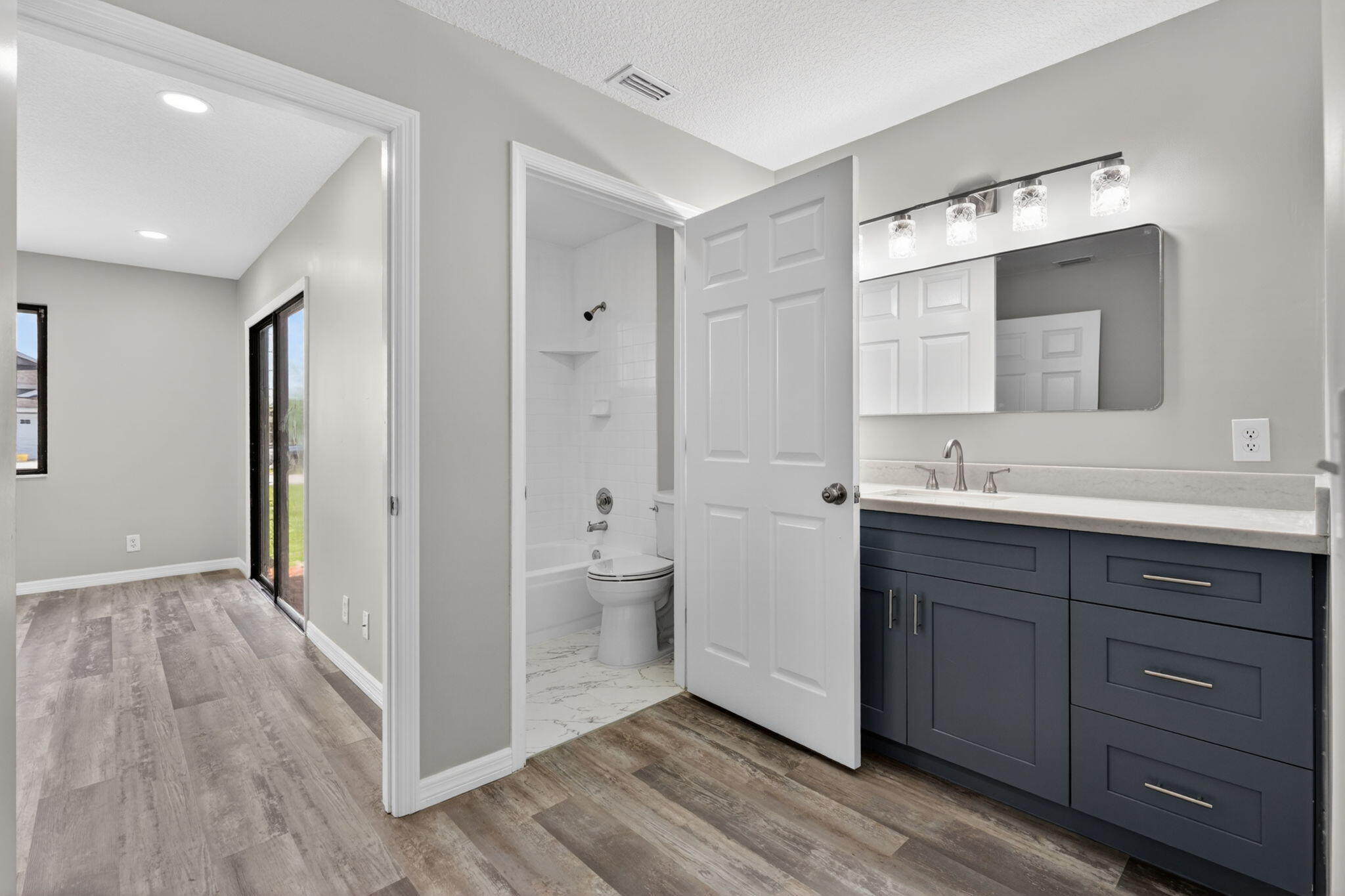 NORTH PALM BEACH HEIGHTS - Residential