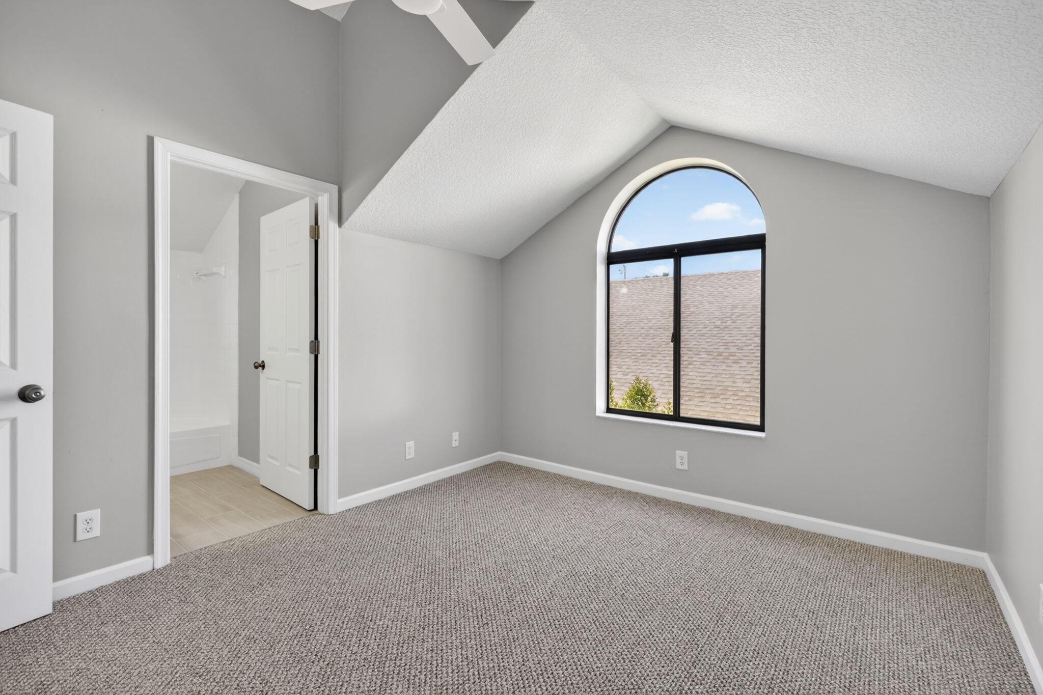 NORTH PALM BEACH HEIGHTS - Residential