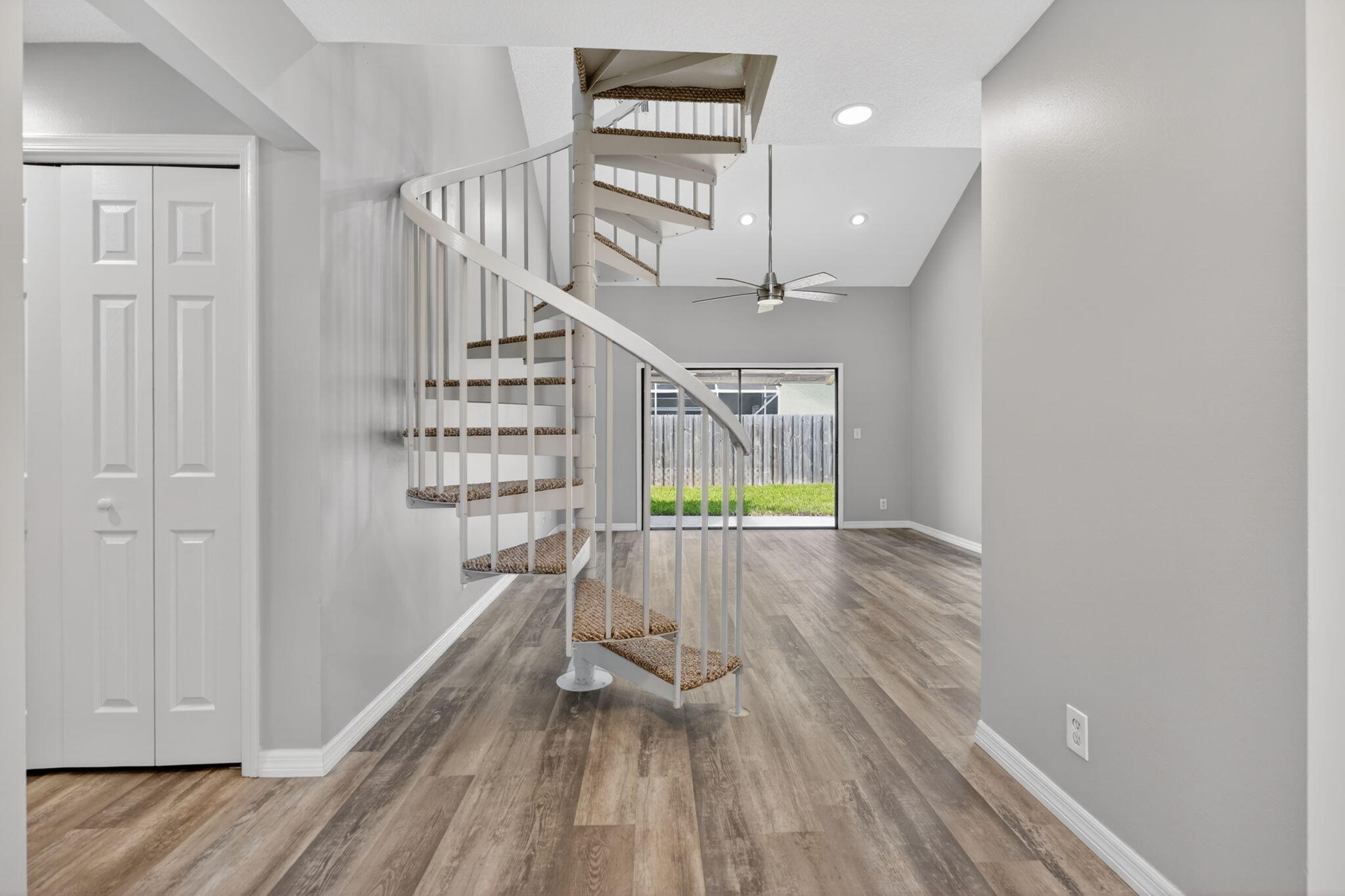 NORTH PALM BEACH HEIGHTS - Residential