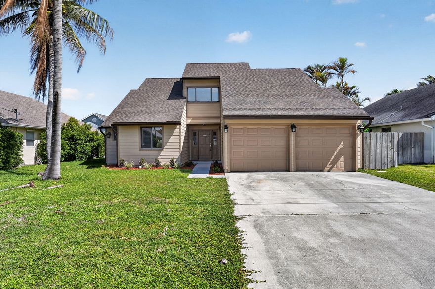 Newly renovated 3 bedroom and 3 full bathrooms in Jupiter Heights.  Improvements include a new roof, new flooring, new kitchen, new and renovated bathrooms, new Air conditioning and much much more. This is a must see!!