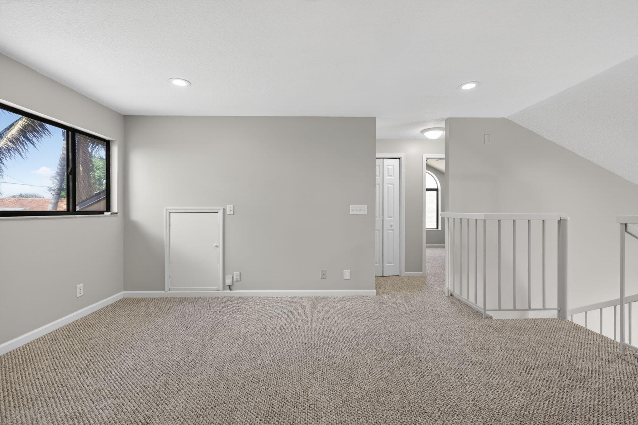 NORTH PALM BEACH HEIGHTS - Residential