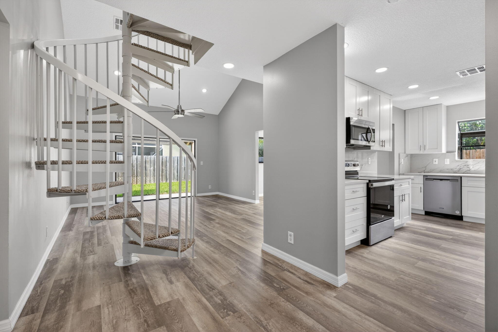 NORTH PALM BEACH HEIGHTS - Residential