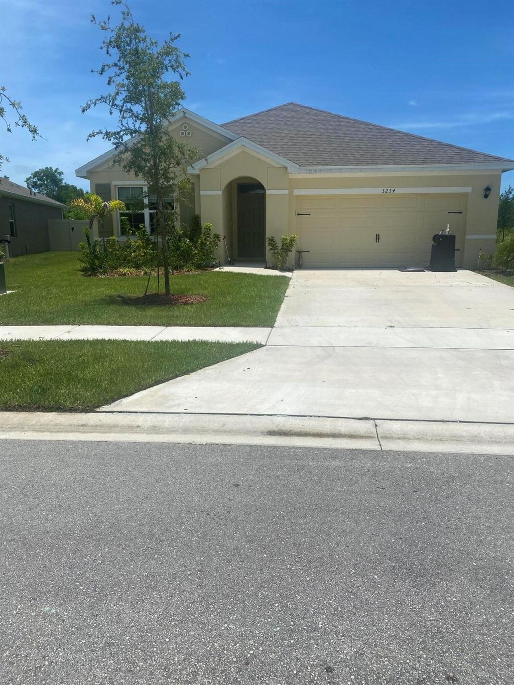 Photo of 3234 Trinity Circle, Fort Pierce, FL 34945 (MLS # R10895890)