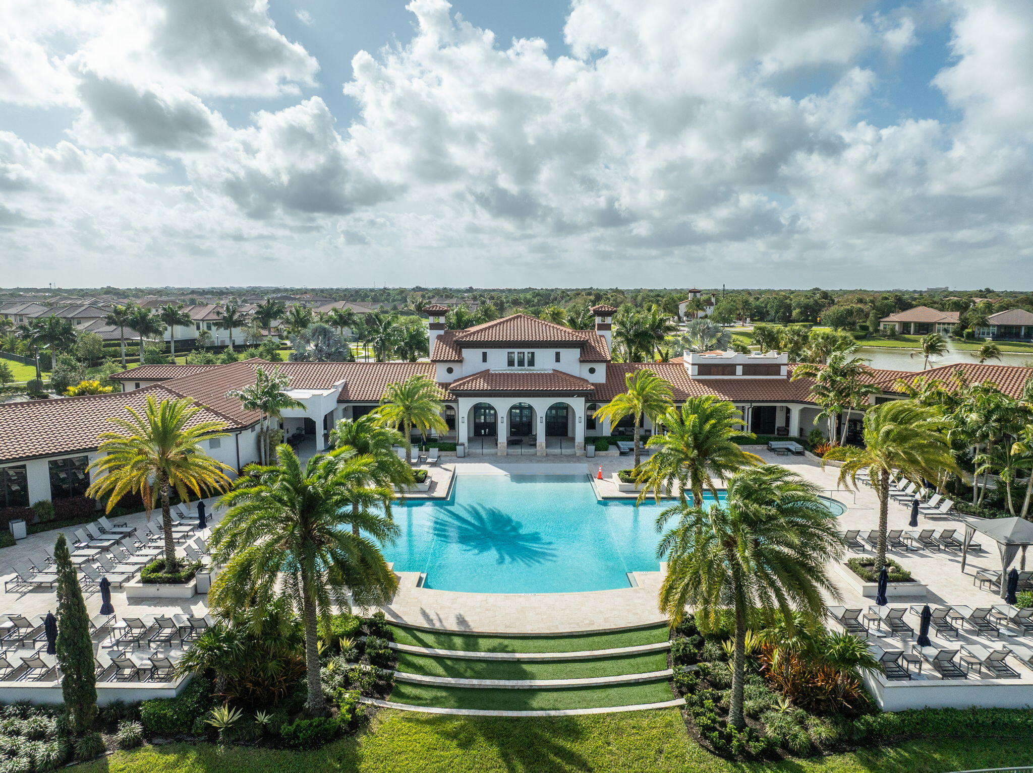 PARKLAND BAY - Residential