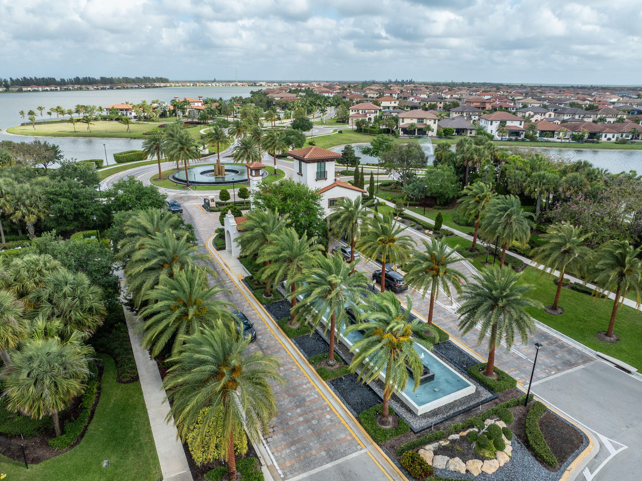 PARKLAND BAY - Residential