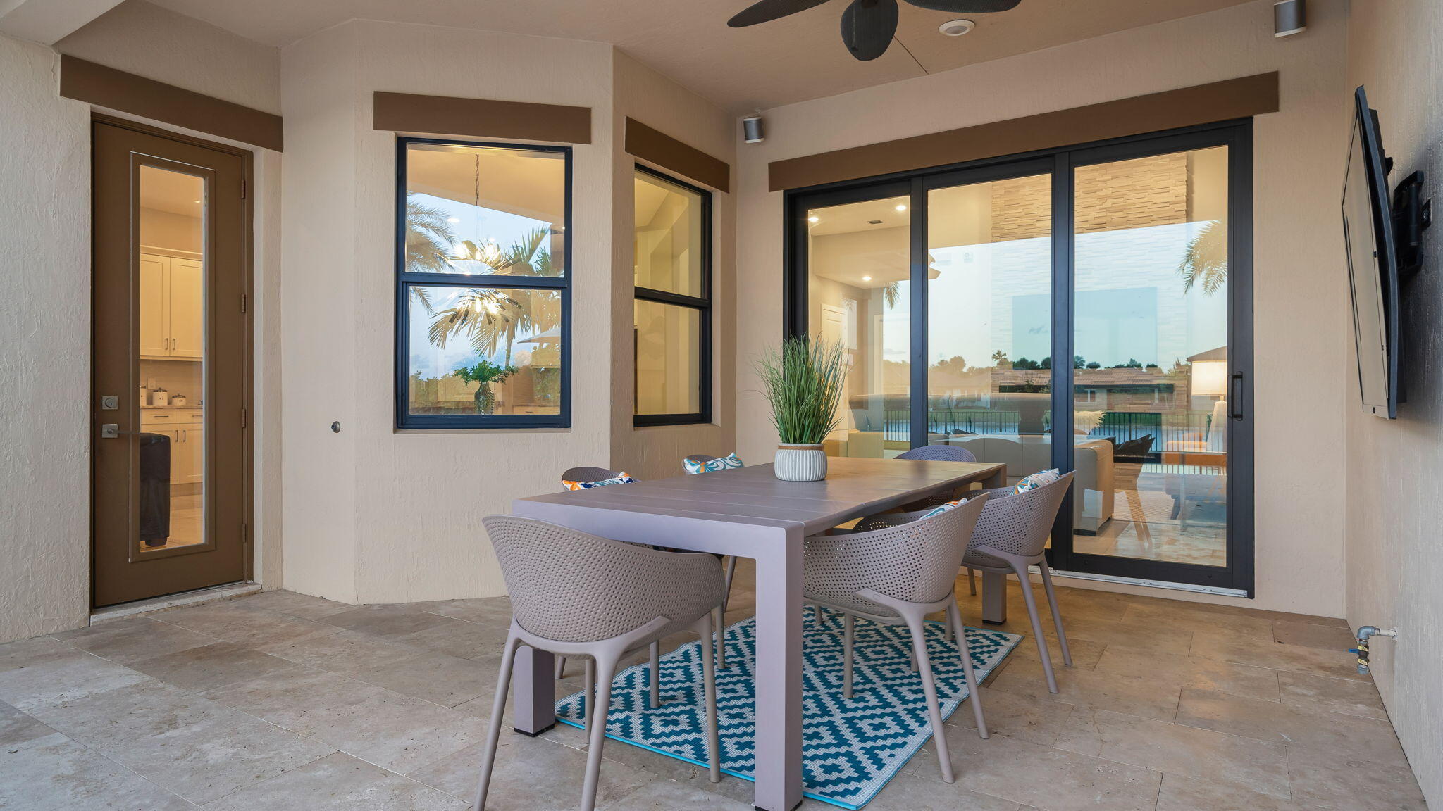 PARKLAND BAY - Residential