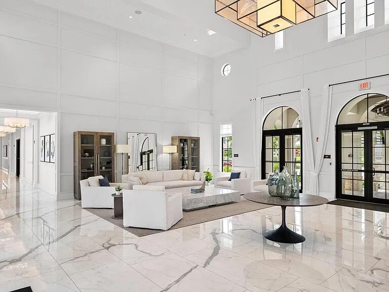 PARKLAND BAY - Residential