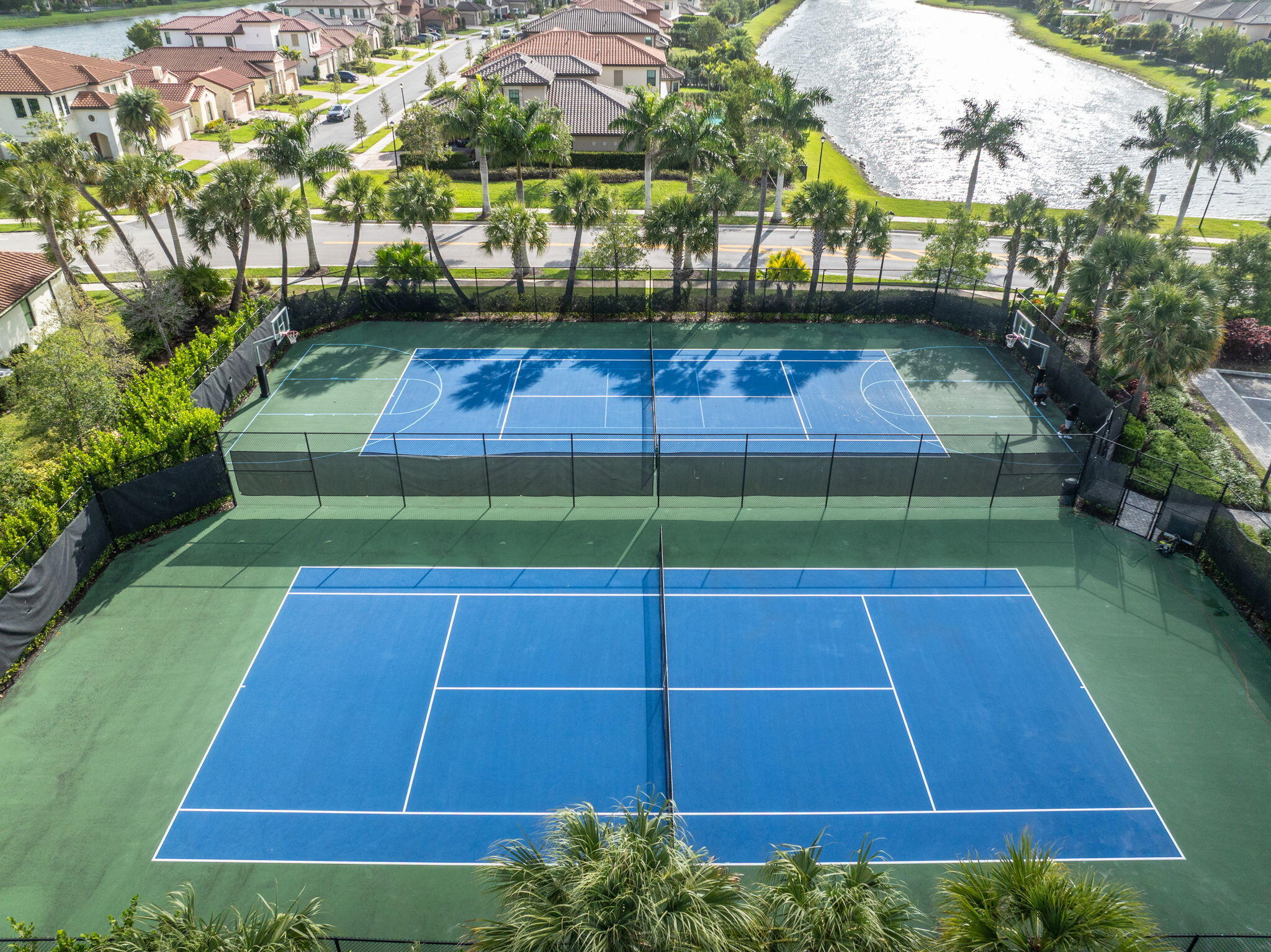 PARKLAND BAY - Residential