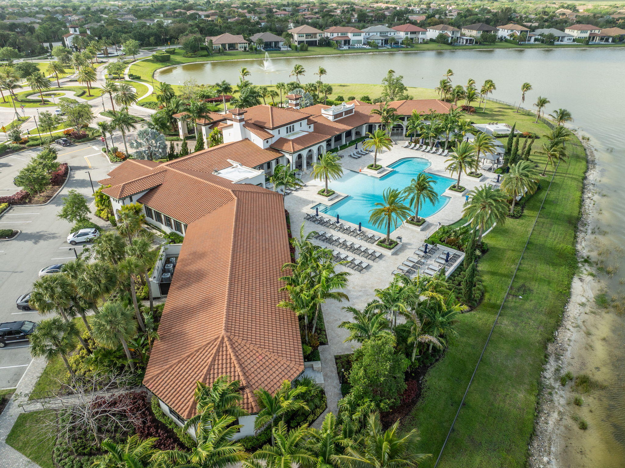 PARKLAND BAY - Residential