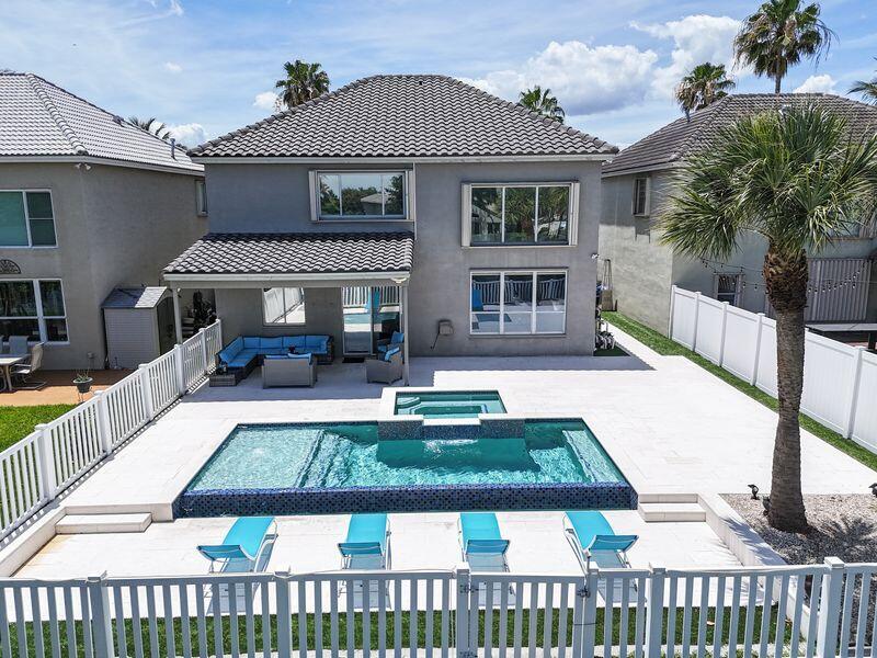 LAND SECTION 8 - Residential