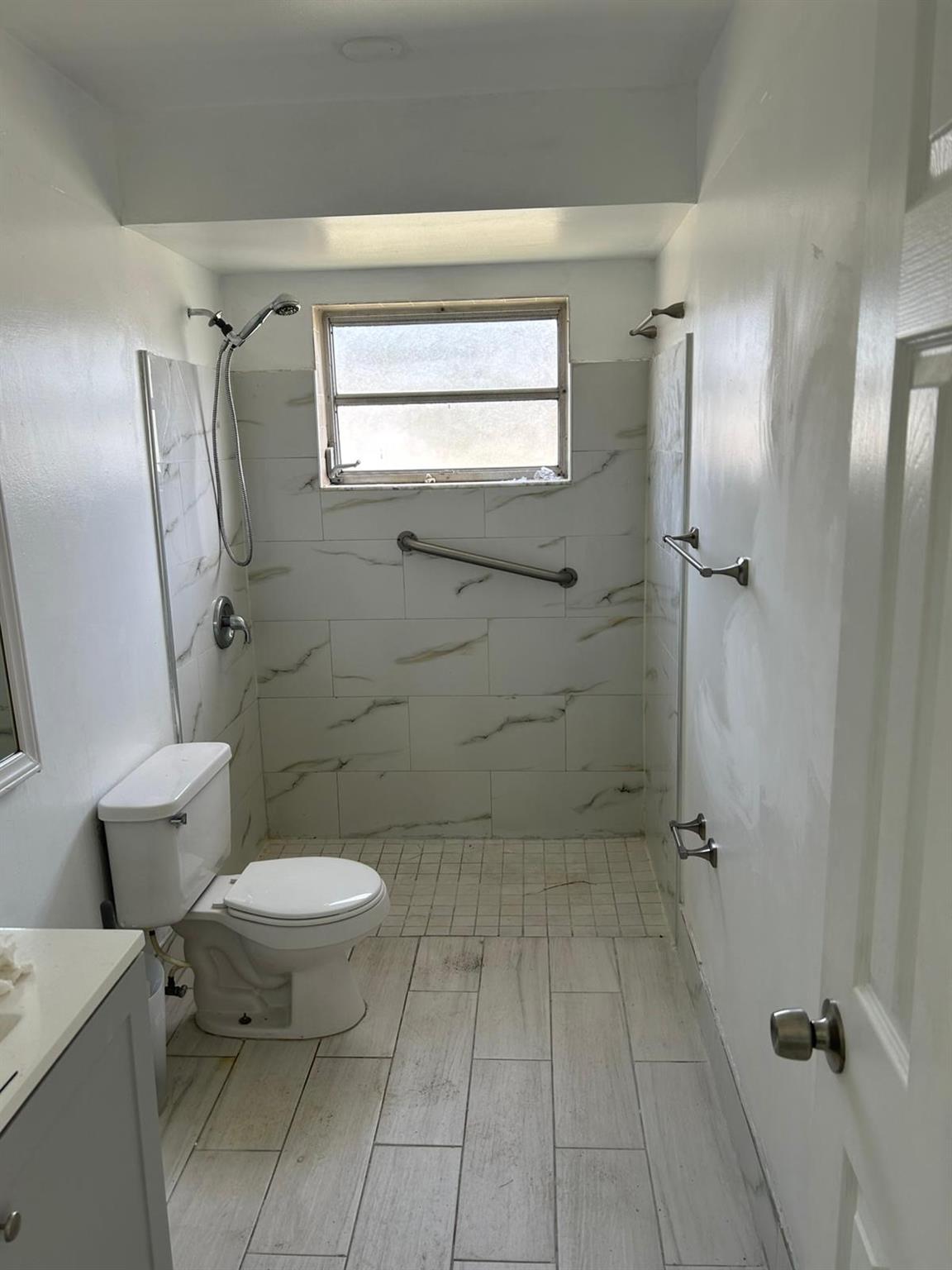 The Knolls Sec 5 92-31 B - Residential