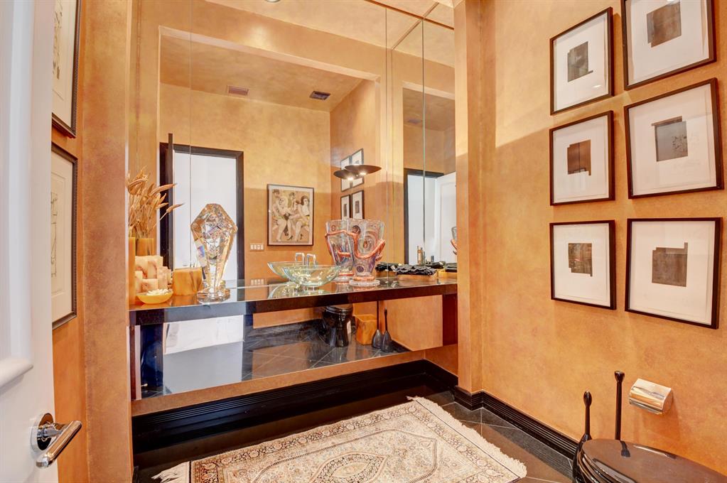 ST ANDREWS COUNTRY CLUB - Residential