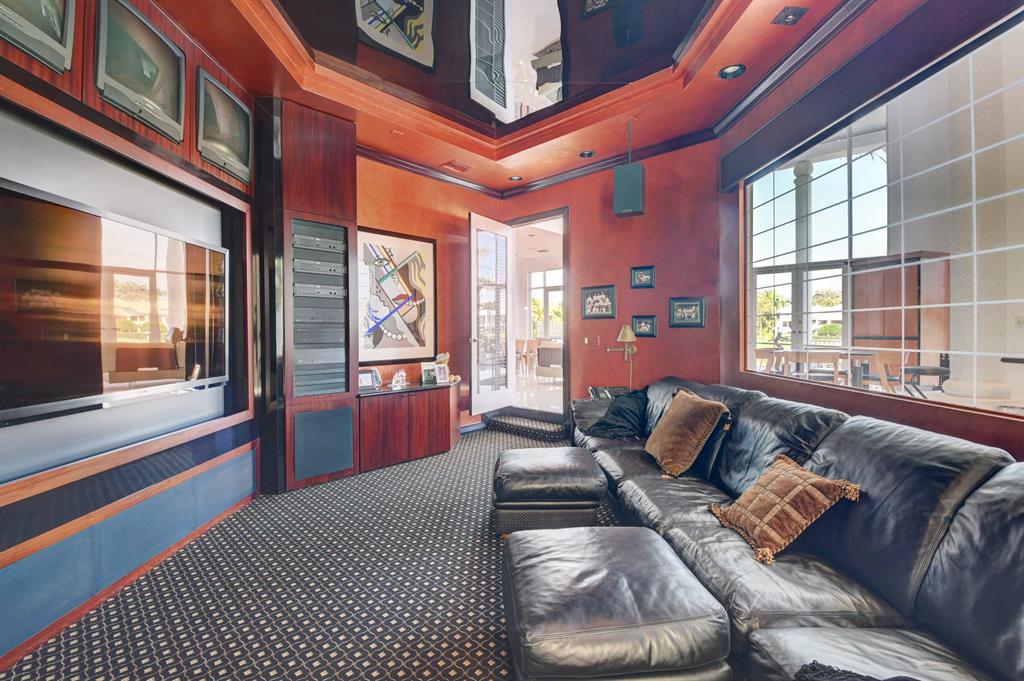 ST ANDREWS COUNTRY CLUB - Residential