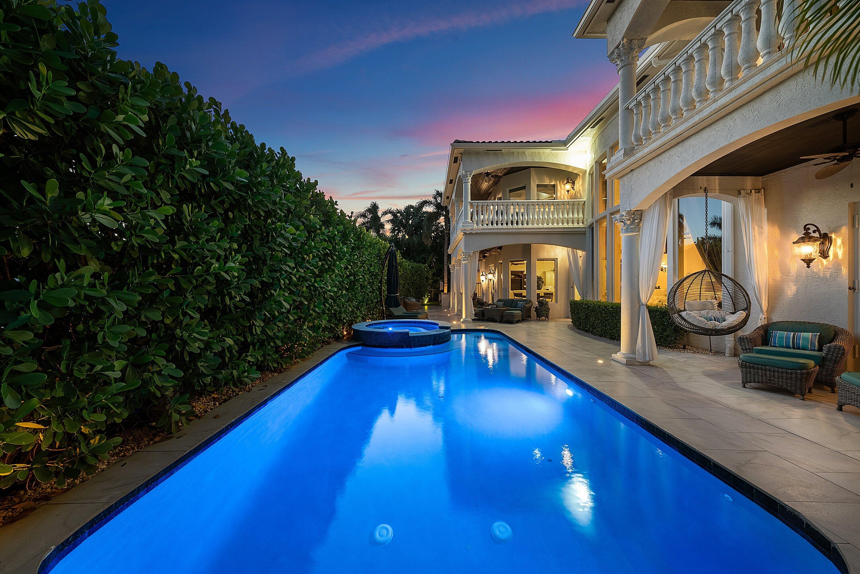 BOCA HARBOUR - Residential