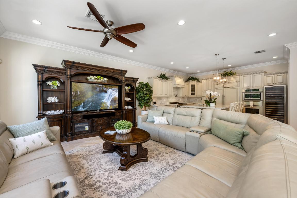 BOCA HARBOUR - Residential