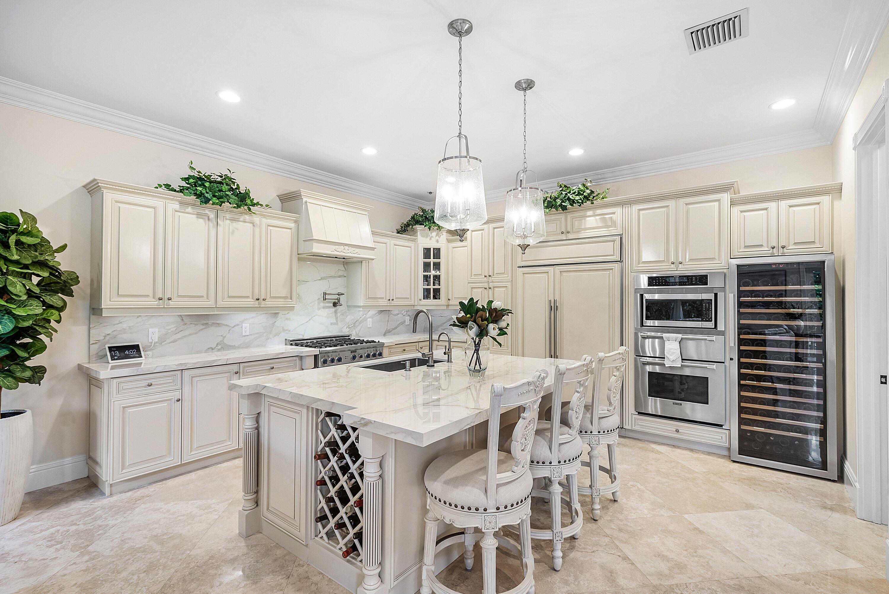 BOCA HARBOUR - Residential