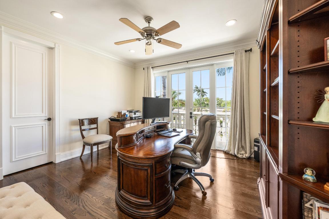 BOCA HARBOUR - Residential