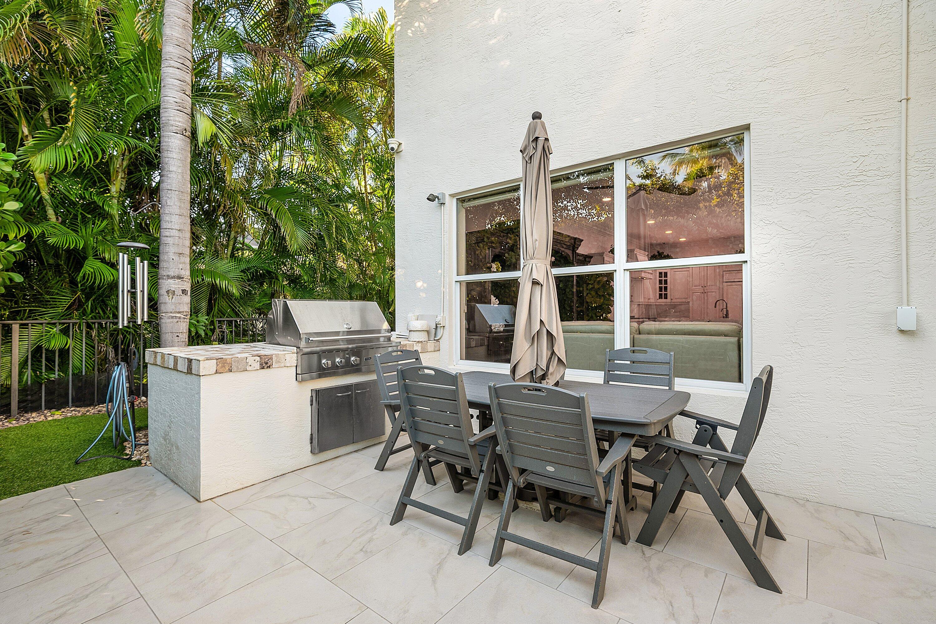 BOCA HARBOUR - Residential