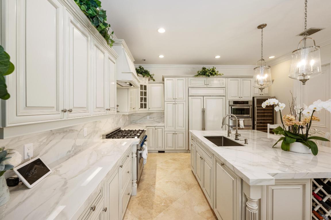 BOCA HARBOUR - Residential