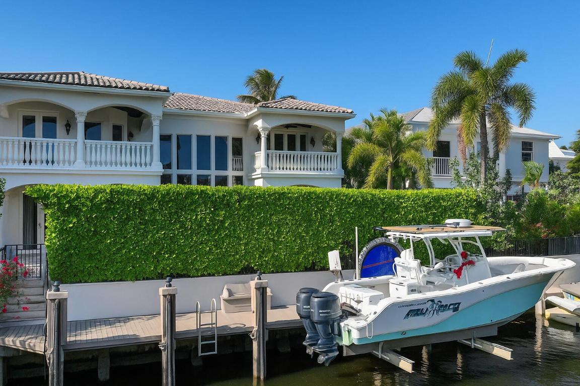 BOCA HARBOUR - Residential