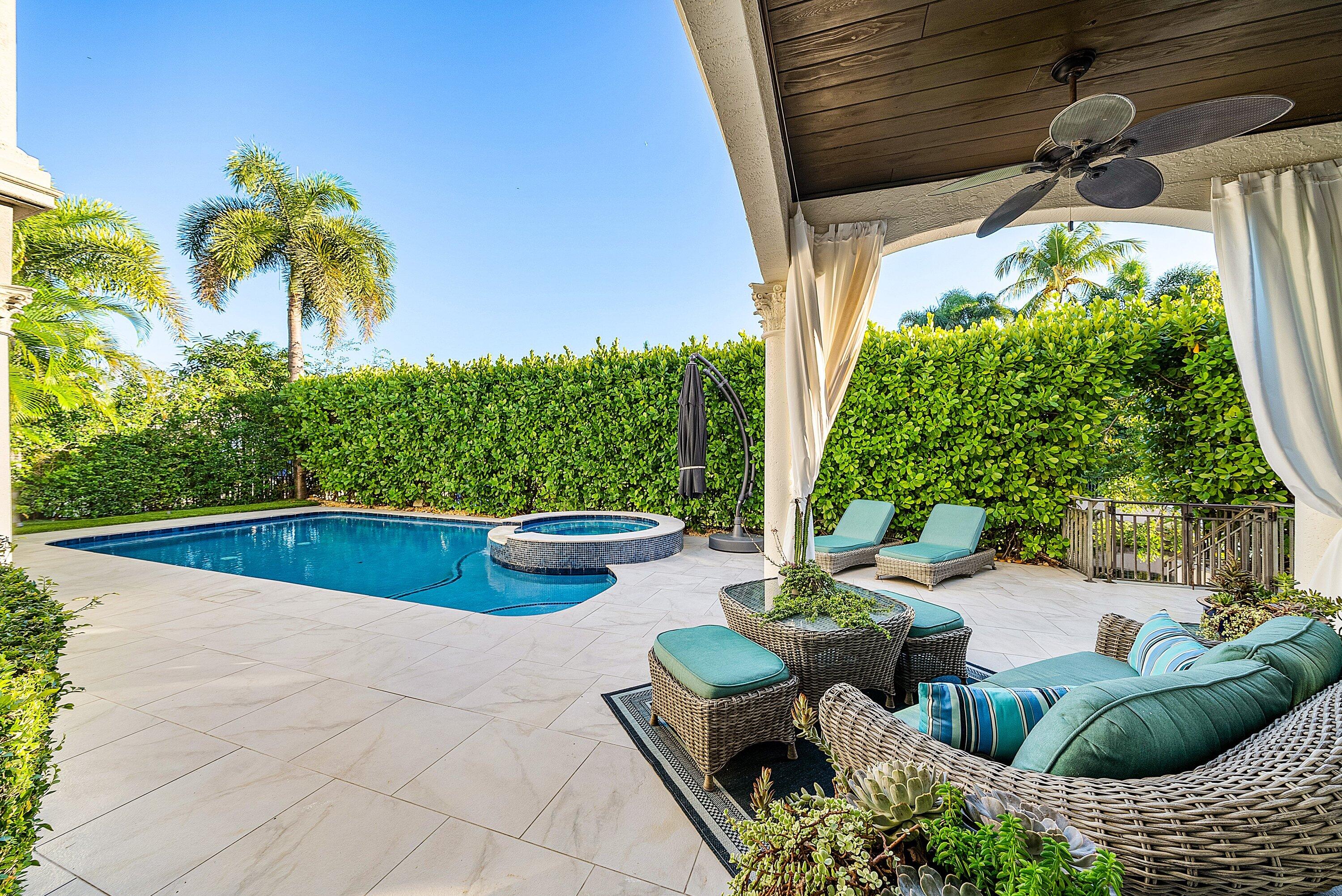 BOCA HARBOUR - Residential