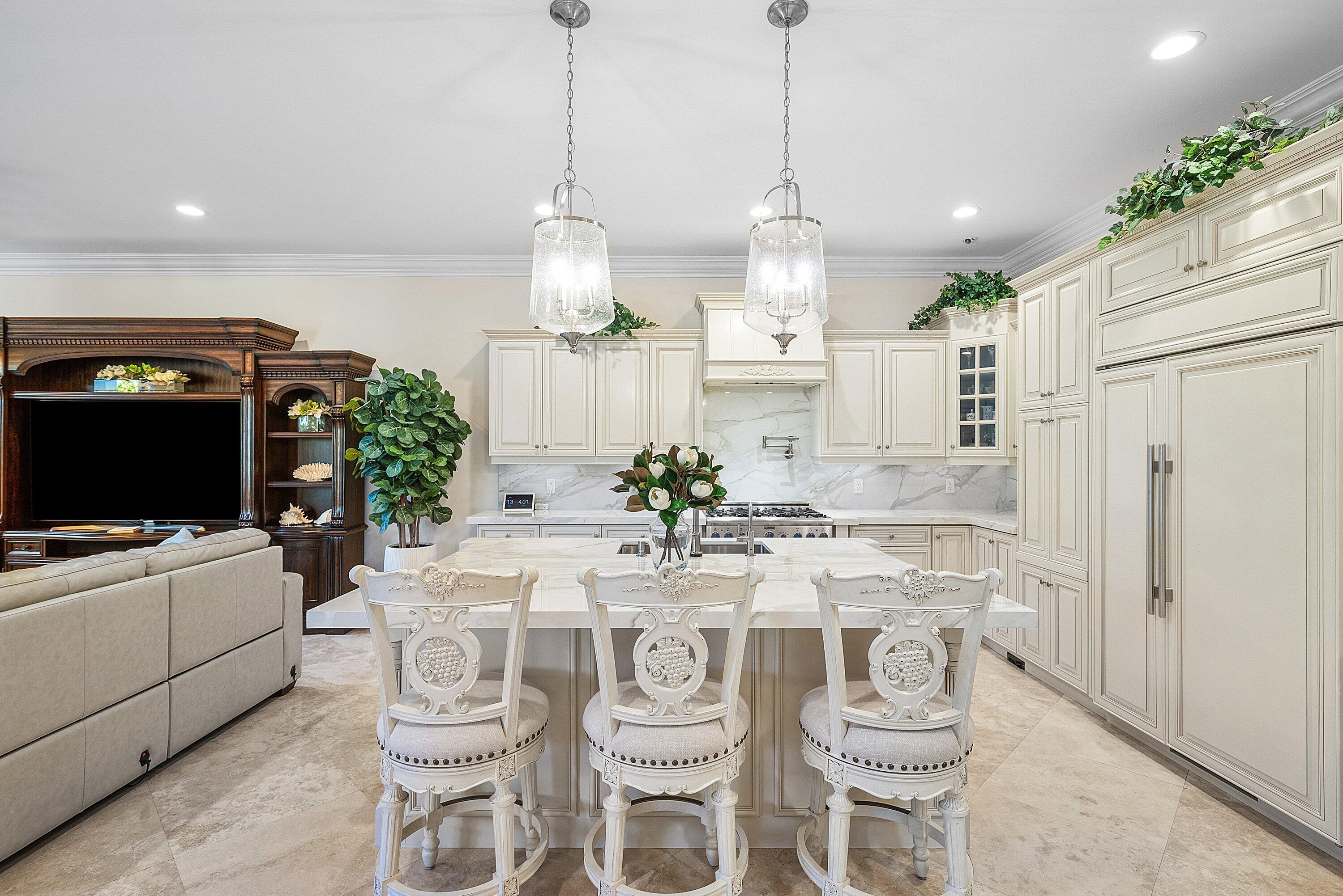 BOCA HARBOUR - Residential