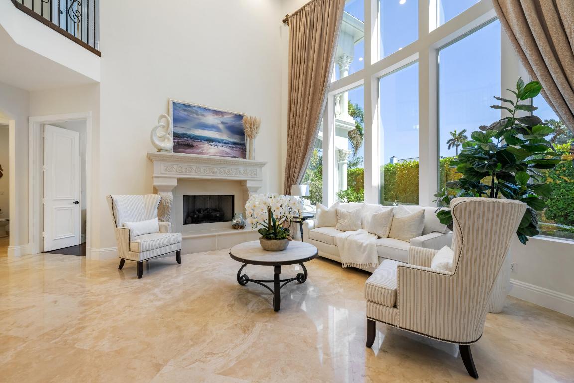 BOCA HARBOUR - Residential