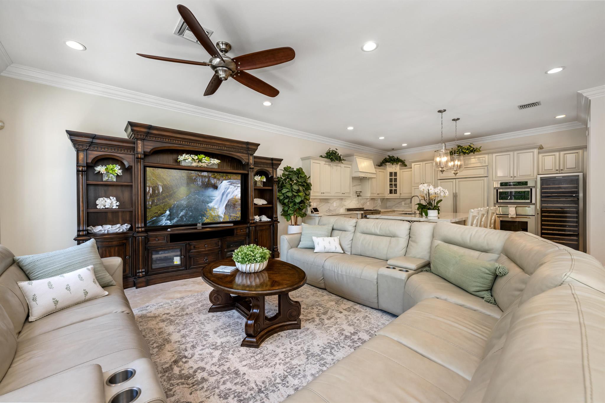 BOCA HARBOUR - Residential