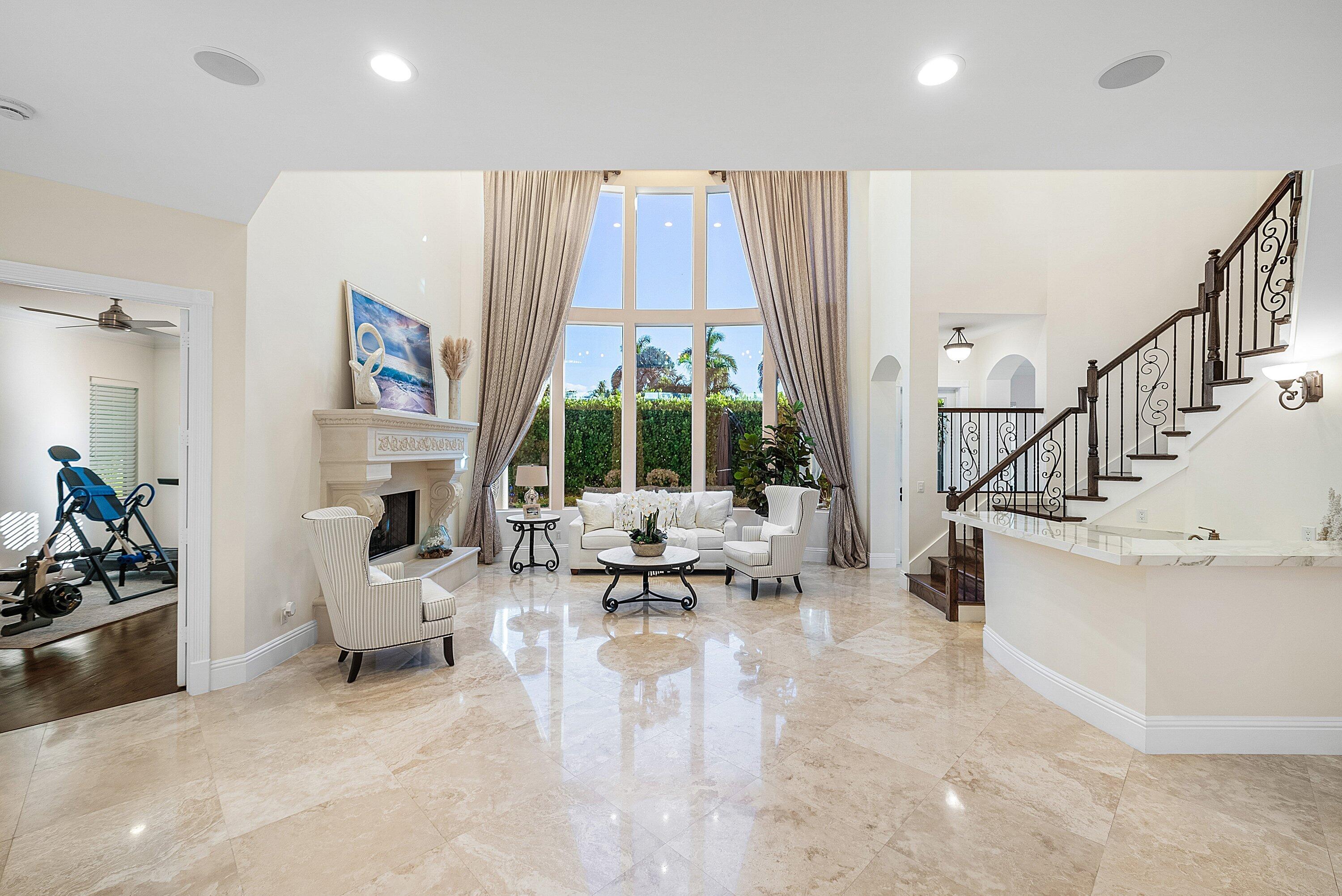 BOCA HARBOUR - Residential